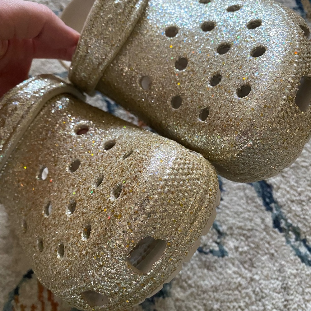 Sparkle Crocs - Picture 2 of 5